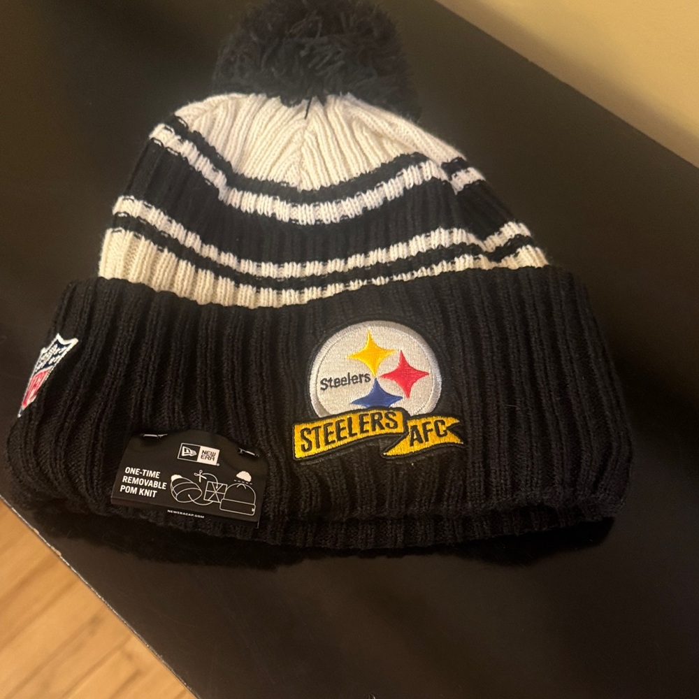 New Era Black and White Steelers Beanie